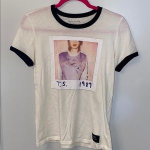 Taylor Swift 1989 tour ringer tee